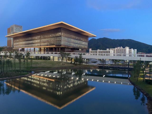 深圳技术大学实验室项目
